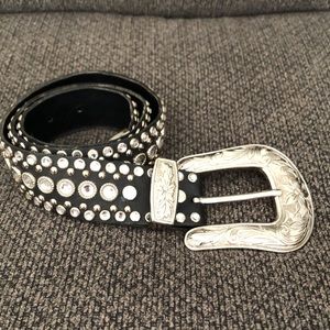 Kippy’s Belt, black with silver hardware.